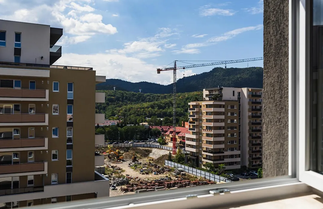 Ch Apartments Urban Plaza-1